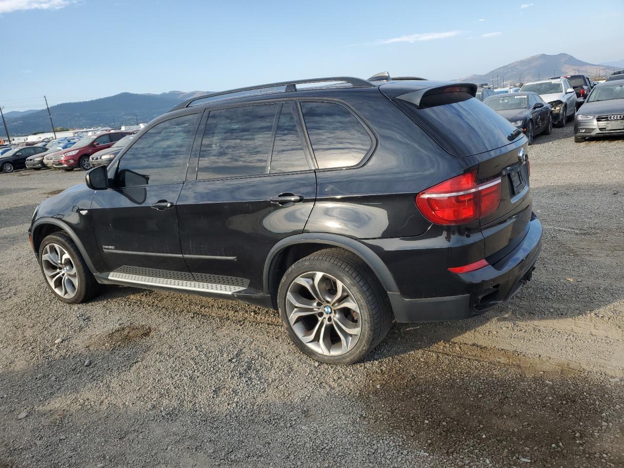 2012 BMW X5 xDrive50I - Фото 2