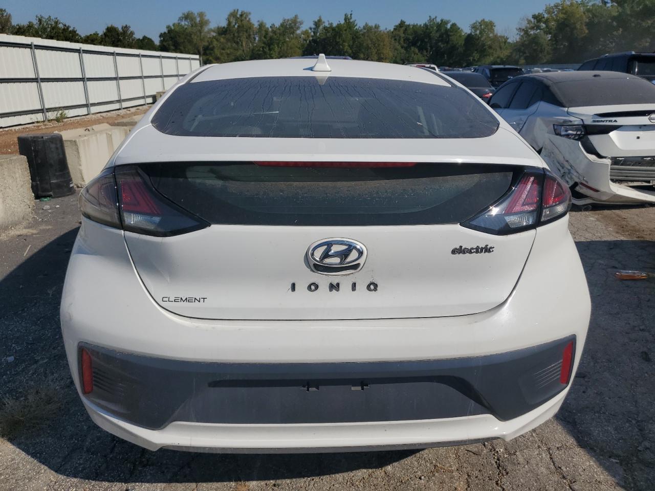 2020 Hyundai Ioniq Limited - Image 6