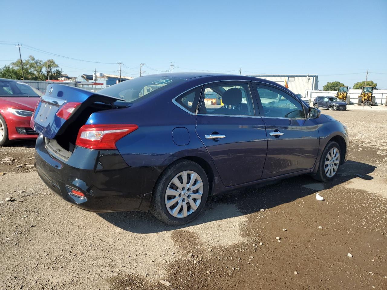 2017 Nissan Sentra S - Фото 3