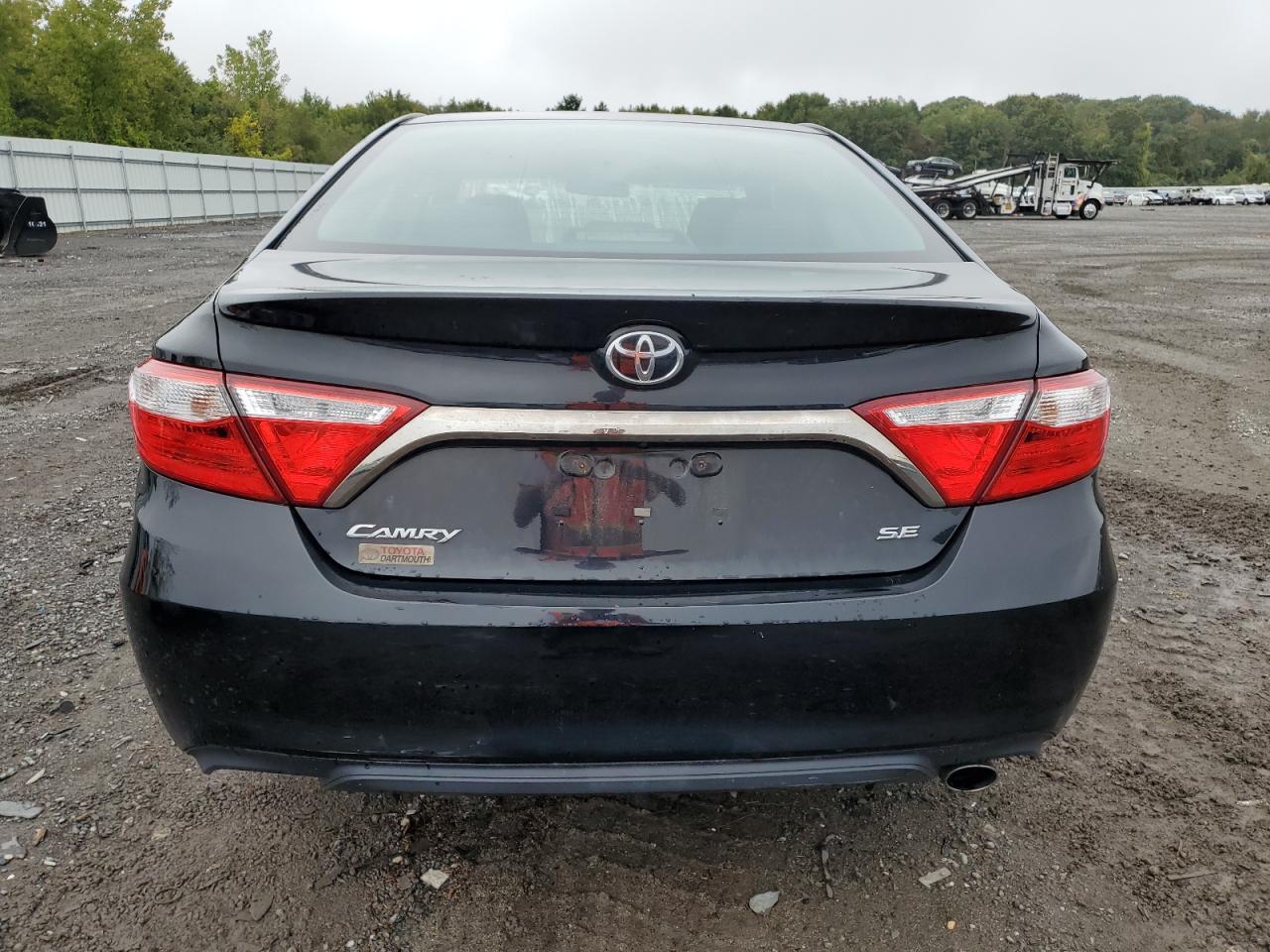 2017 Toyota Camry Le - Фото 6