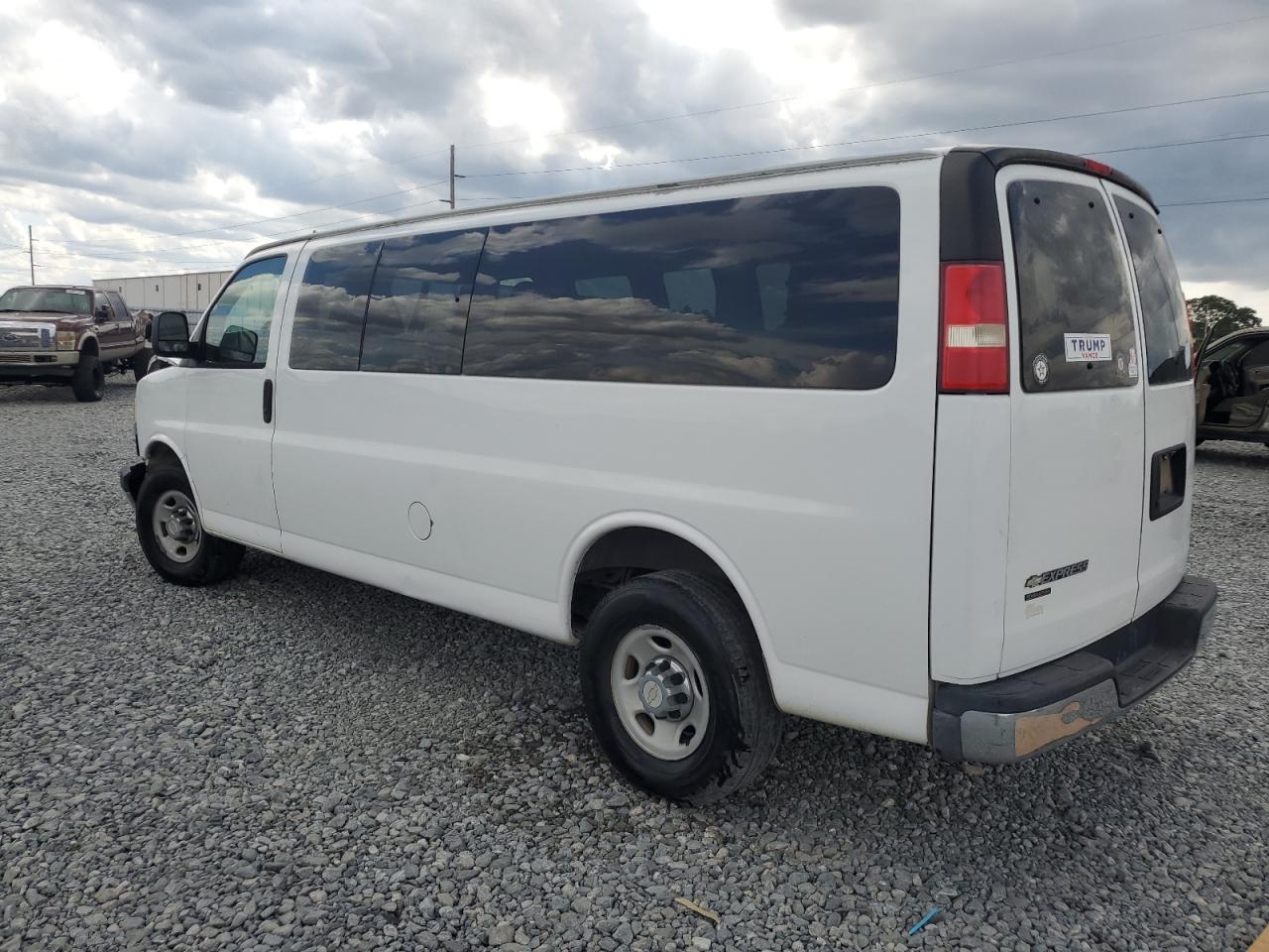 2013 Chevrolet Express G3500 Lt - Фото 2