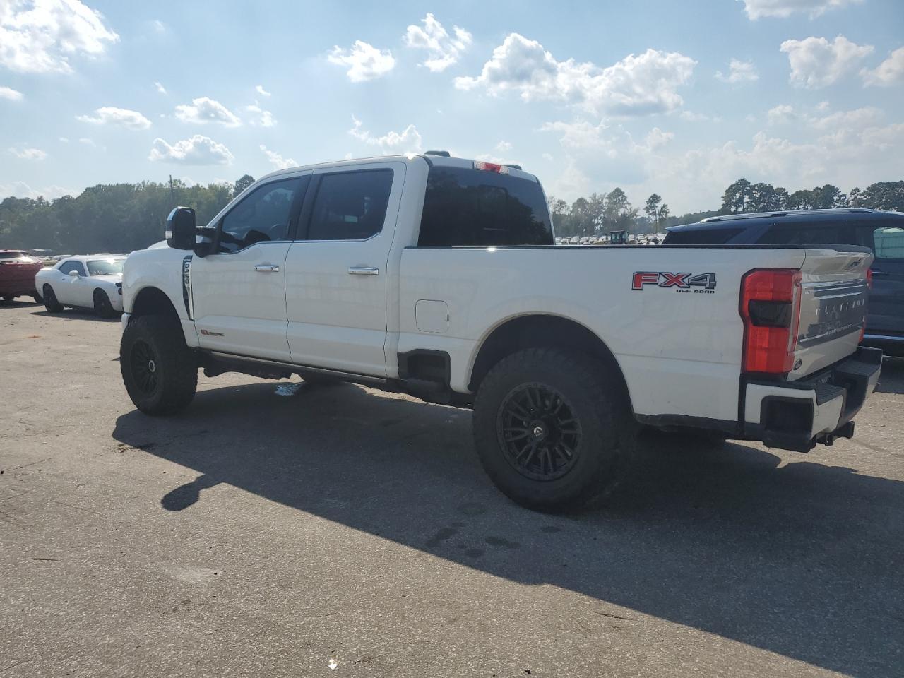 2024 Ford F250 Super Duty - Image 2