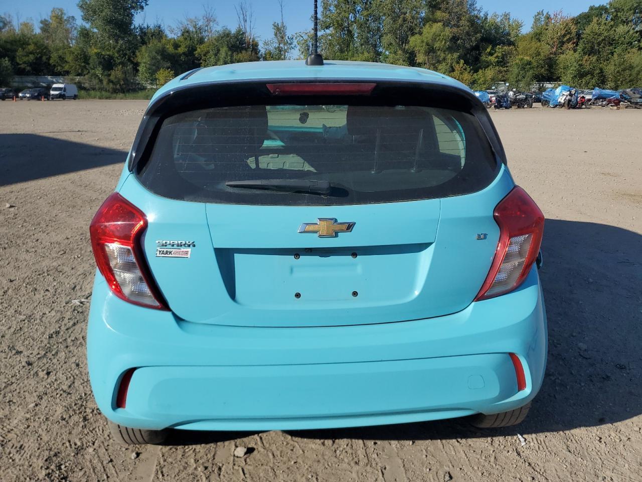 2021 Chevrolet Spark 1Lt - Фото 6