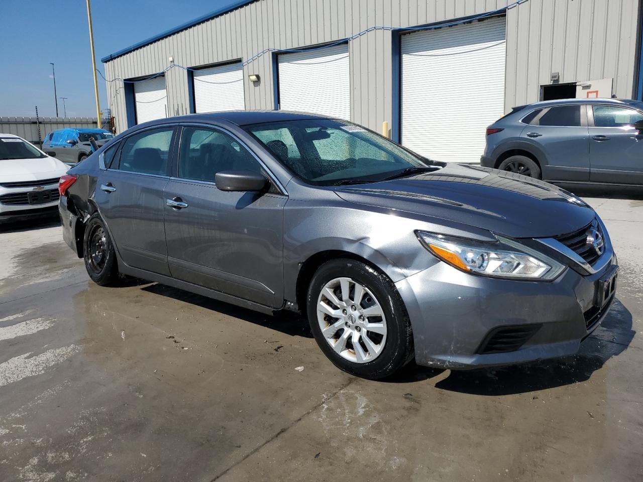 2016 Niss Altima 2.5 - Фото 4