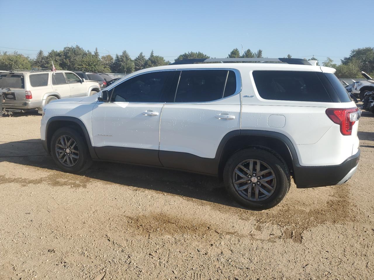 2021 GMC Acadia - Image 2
