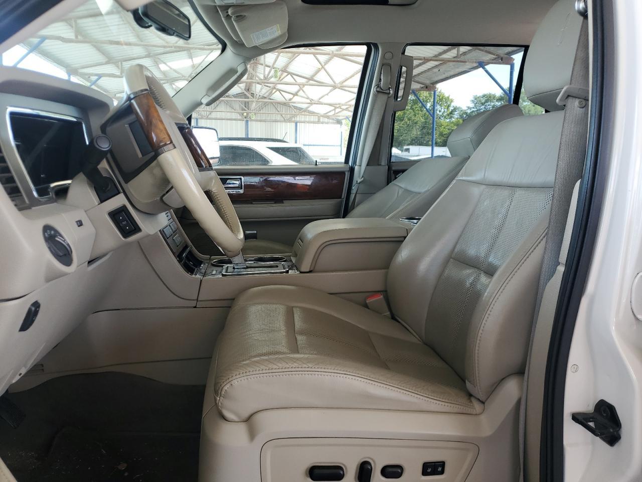 2013 Lincoln Navigator L - Фото 7