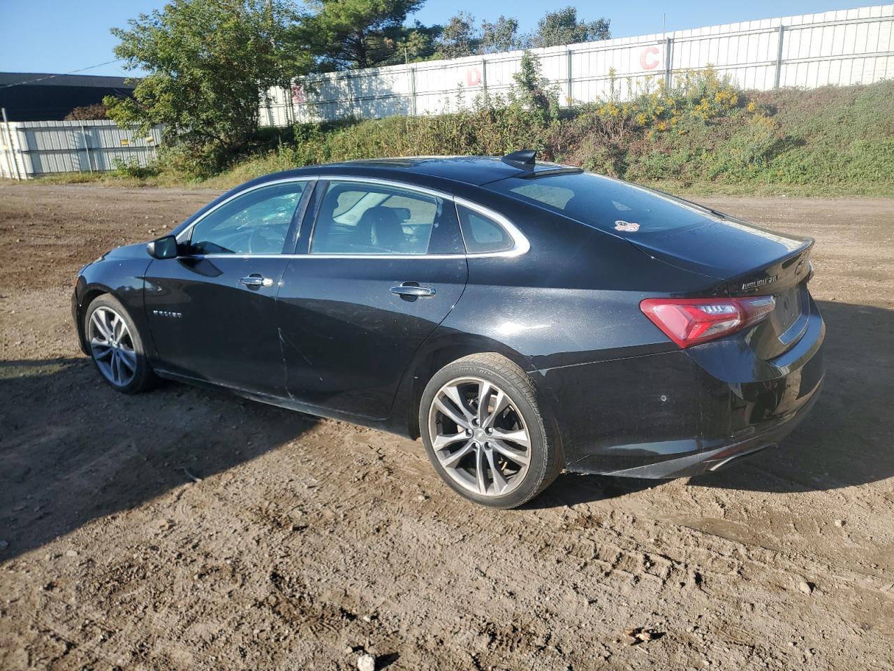 2020 Chevrolet Malibu Premier - Фото 2
