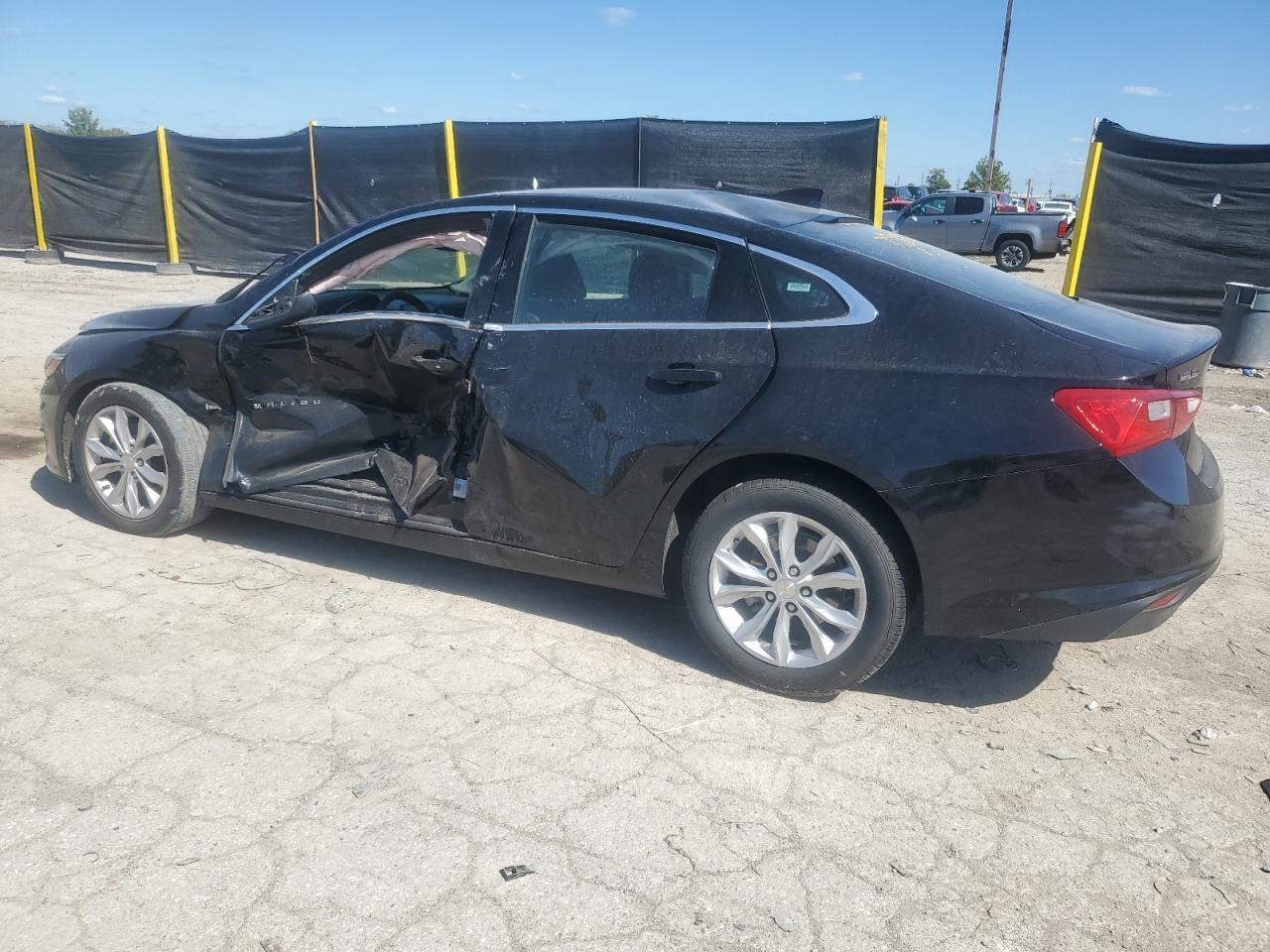 2023 Chevrolet Malibu Lt - Фото 2