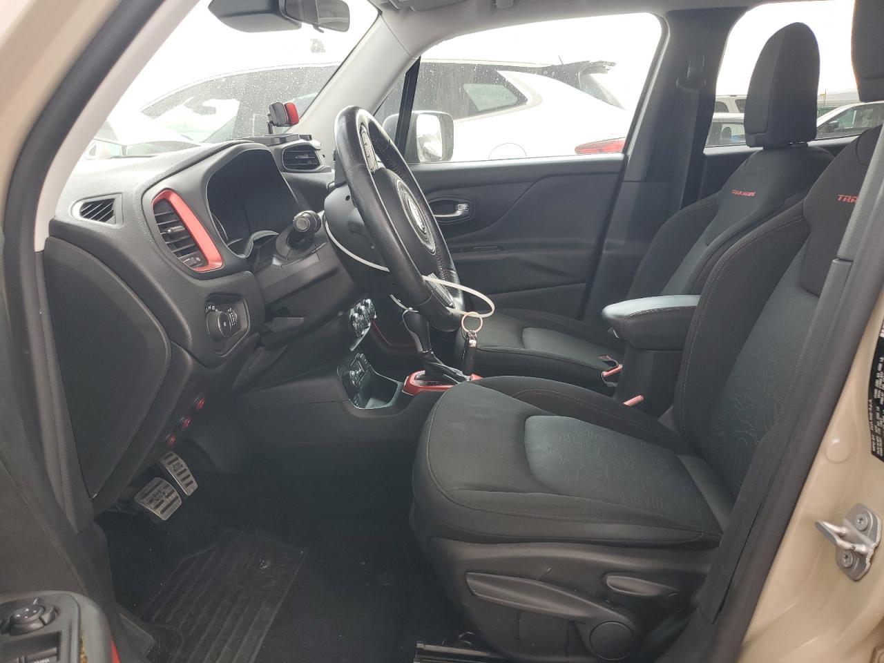 2015 Jeep Renegade Trailhawk - Фото 7