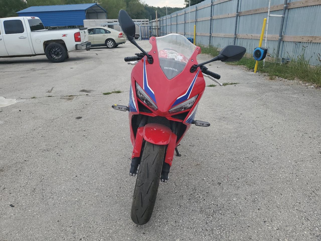 2024 Honda Cbr650 R - Фото 2