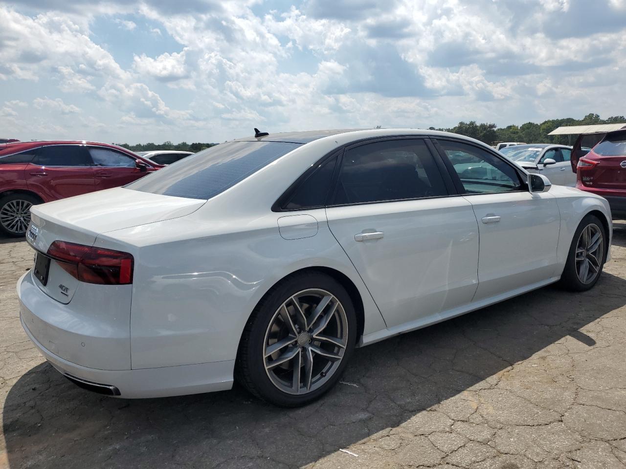2017 Audi A8 L Quattro - Фото 3