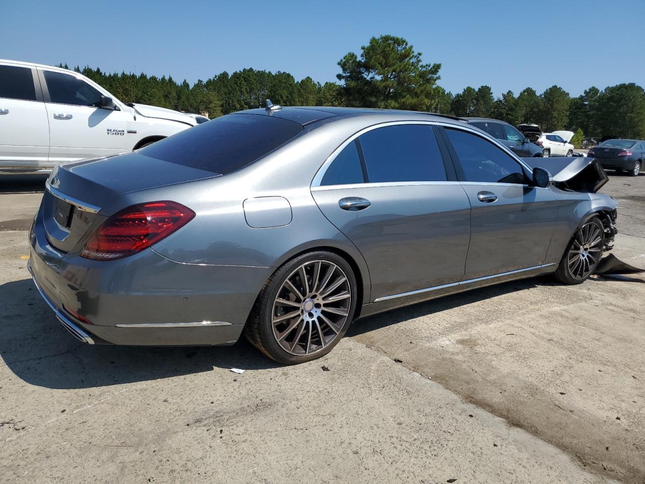2020 Mercedes-Benz S 560 - Image 3