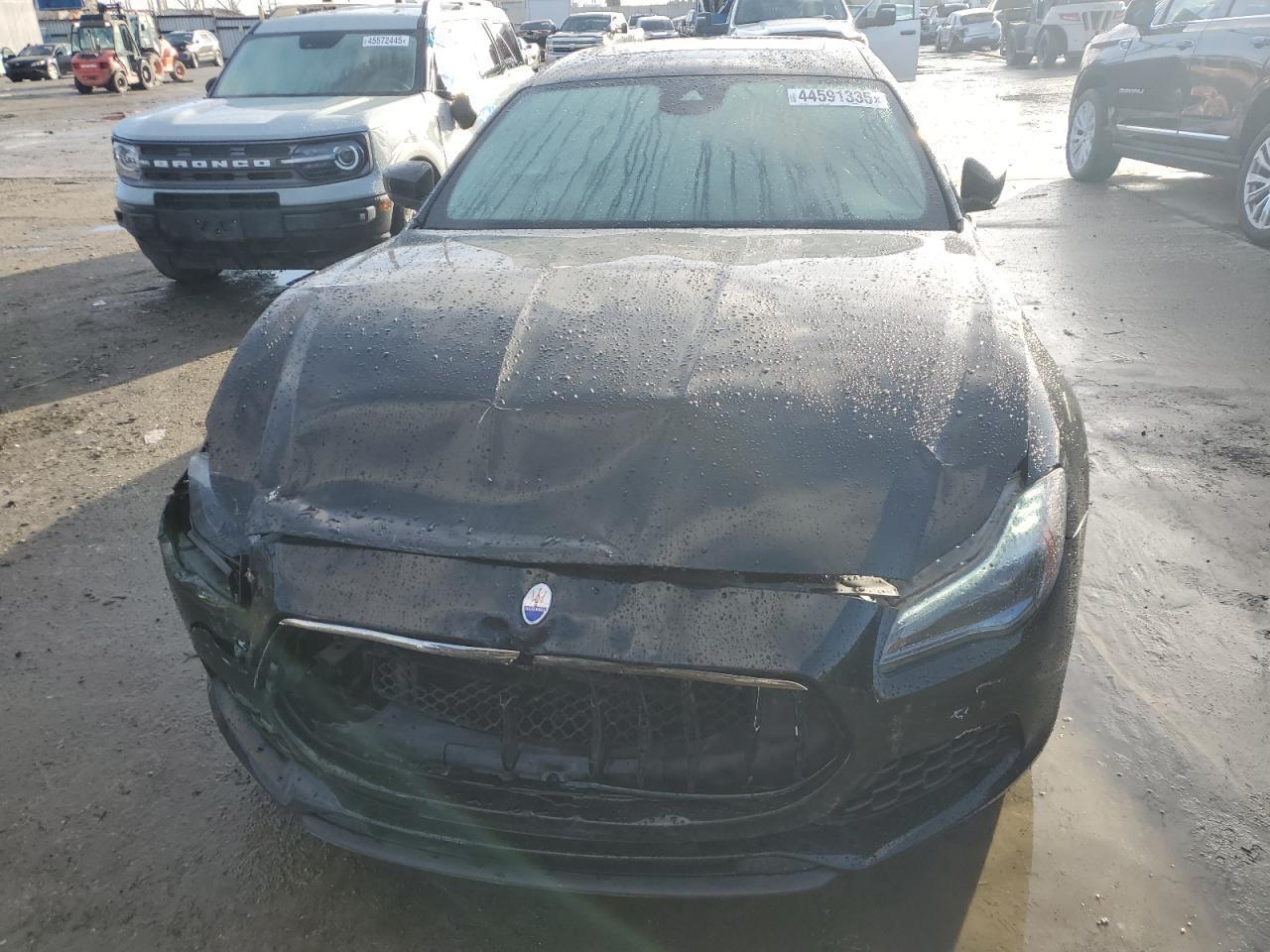 2019 Maserati Quattroporte S - Image 5