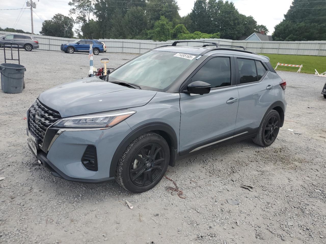 2024 Nissan Kicks Sr