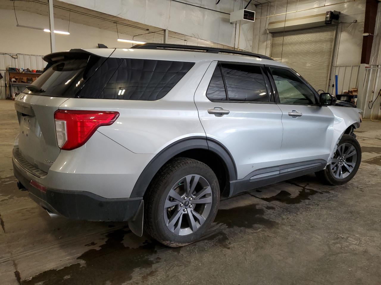2023 Ford Explorer Xlt - Image 3