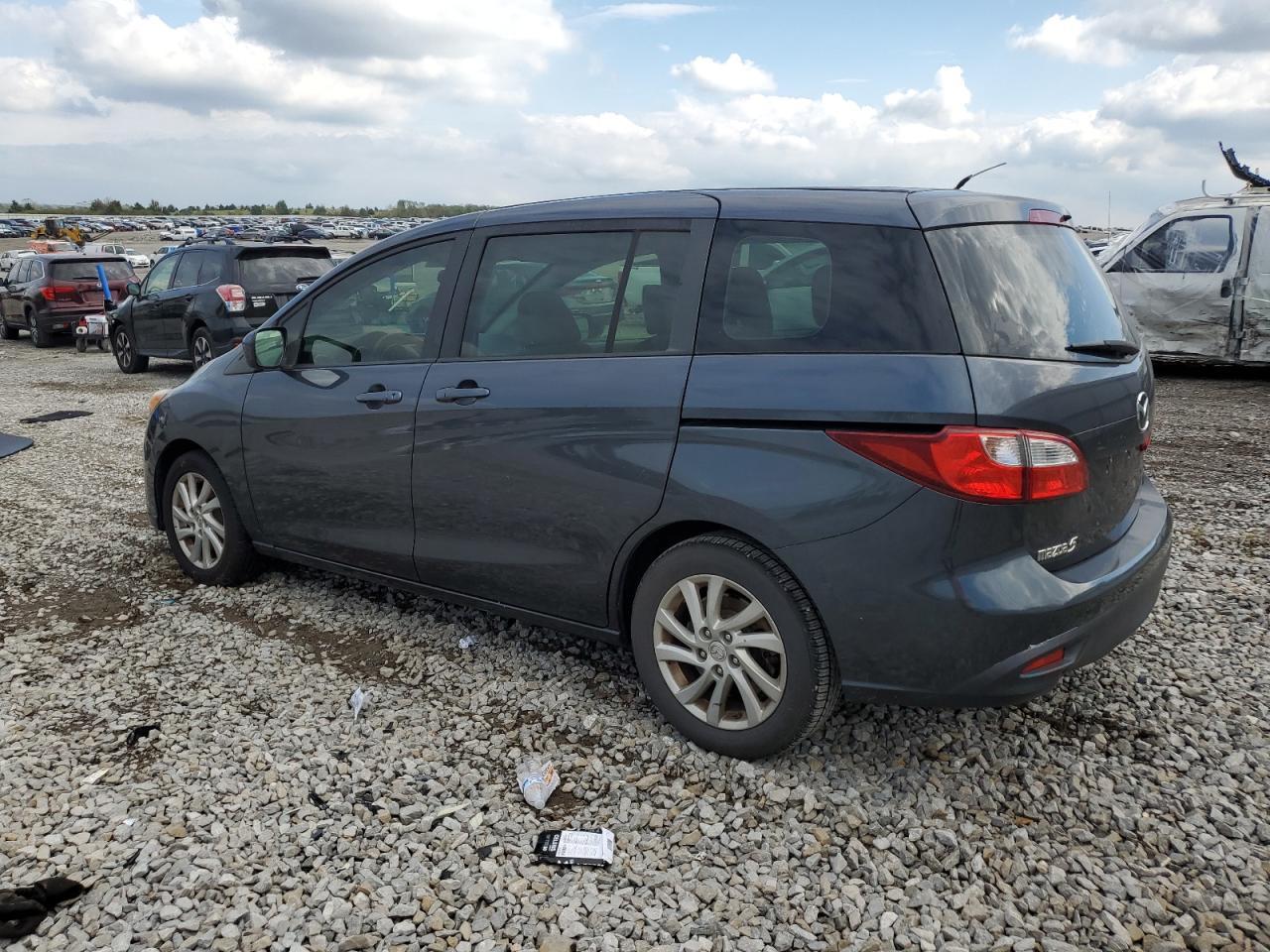2012 Mazda 5 - Image 2