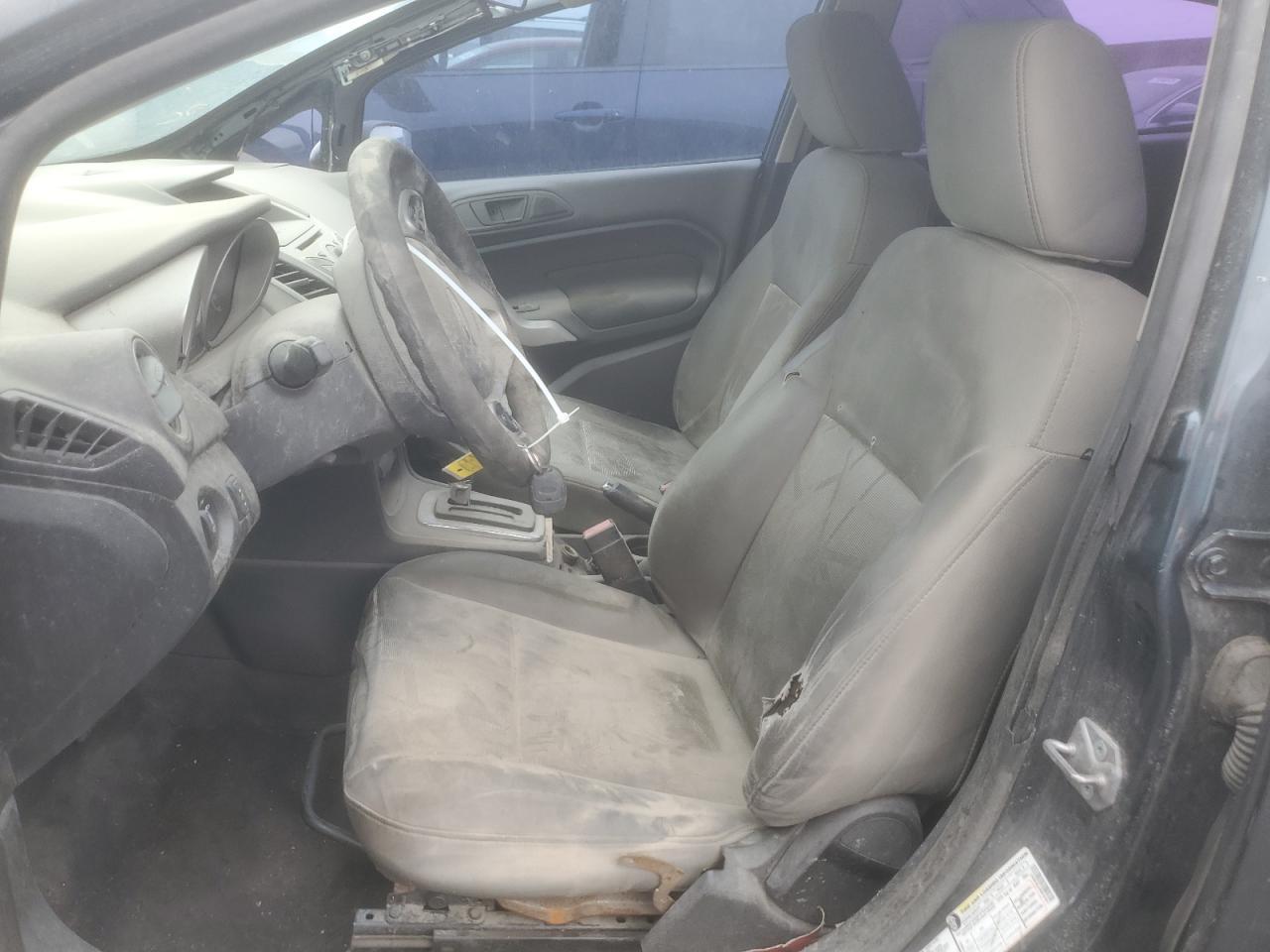 2011 Ford Fiesta Se - Фото 7