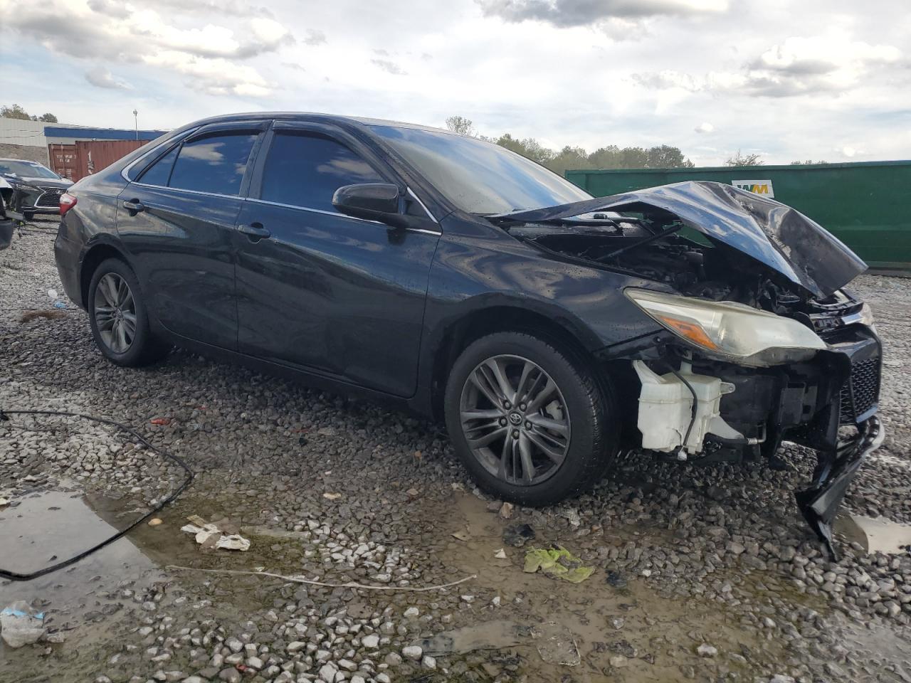 2017 Toyota Camry Le - Фото 4