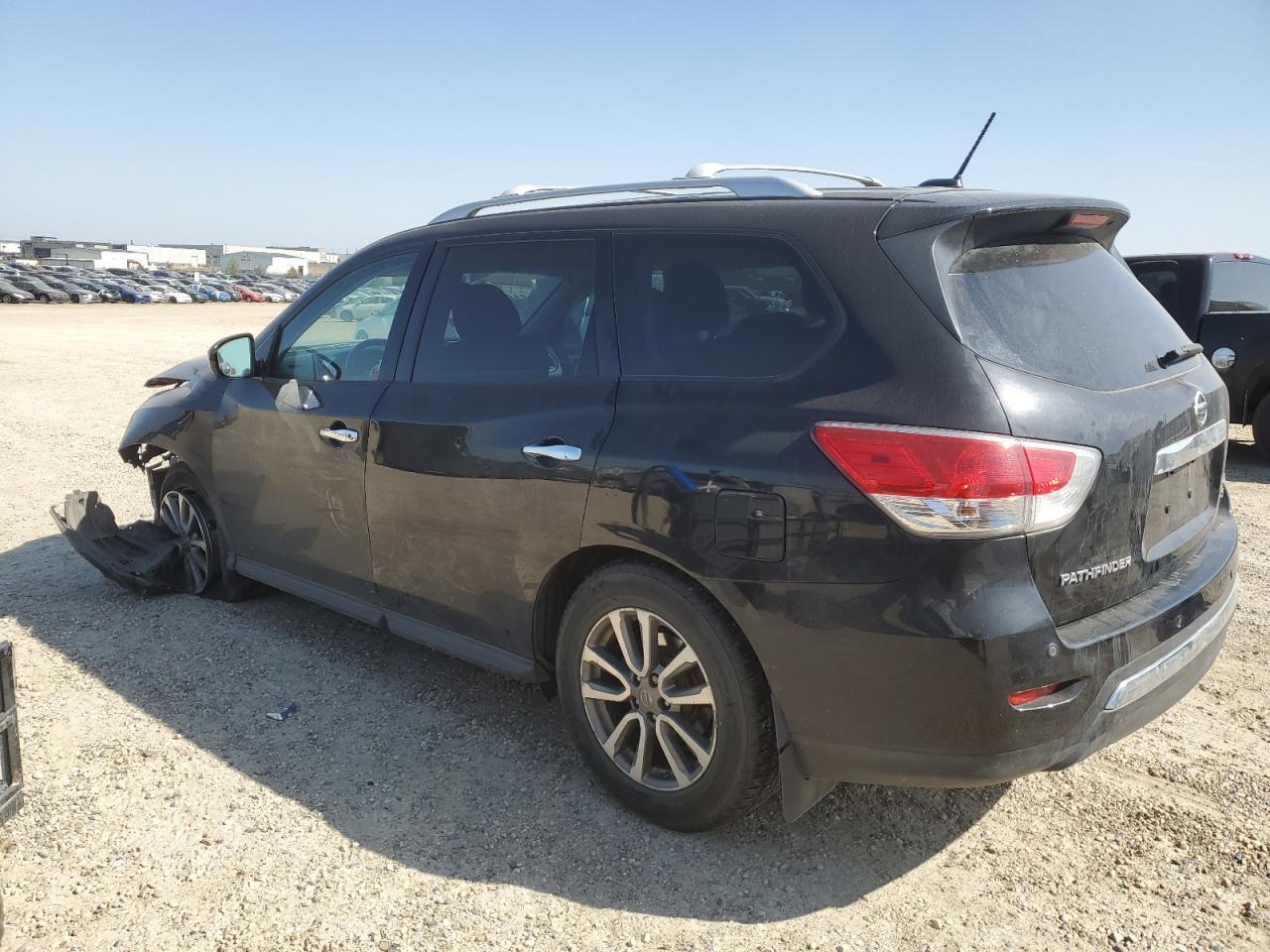 2015 Nissan Pathfinder S - Фото 2