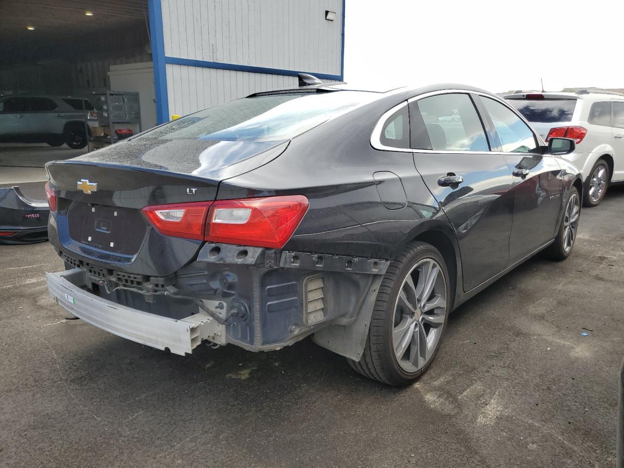 2023 Chevrolet Malibu Lt - Фото 3