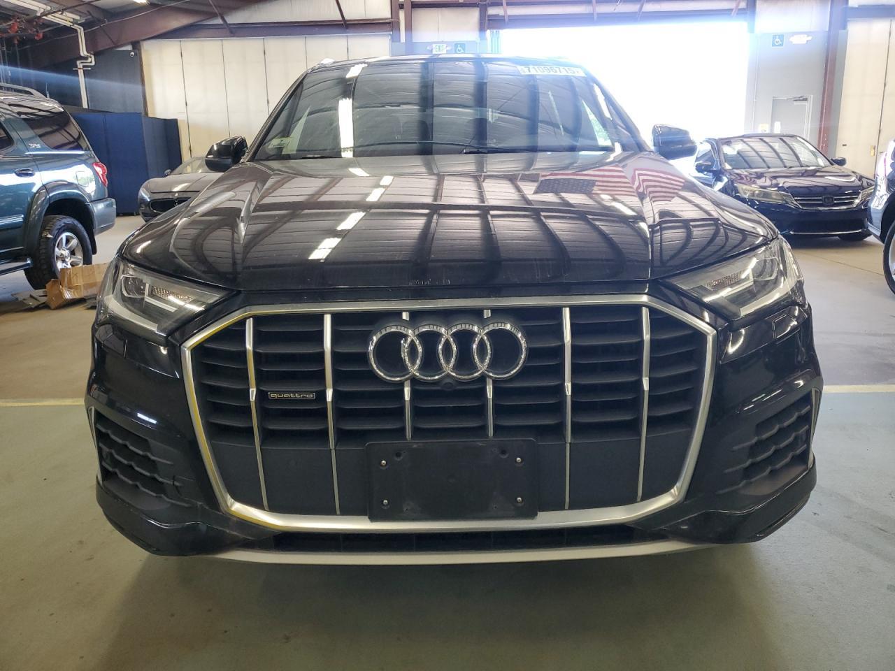 2020 Audi Q7 Premium - Фото 5