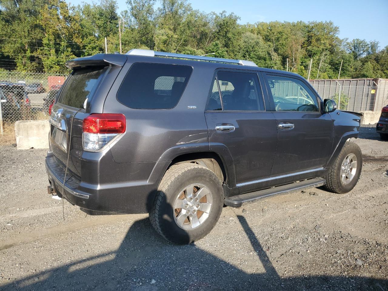 2013 Toyota 4Runner Sr5 - Image 3