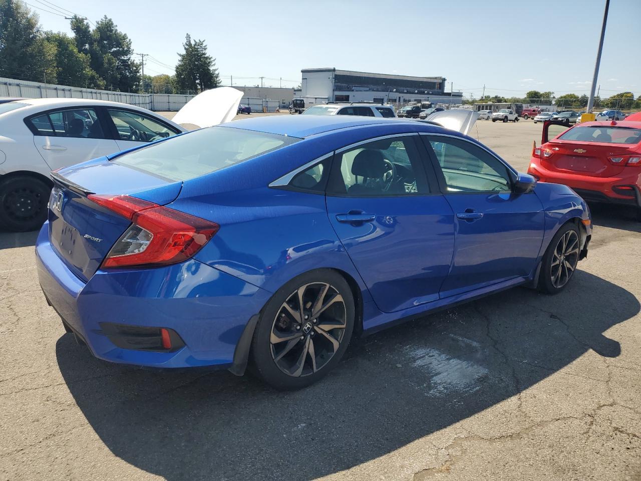2021 Honda Civic Sport - Фото 3