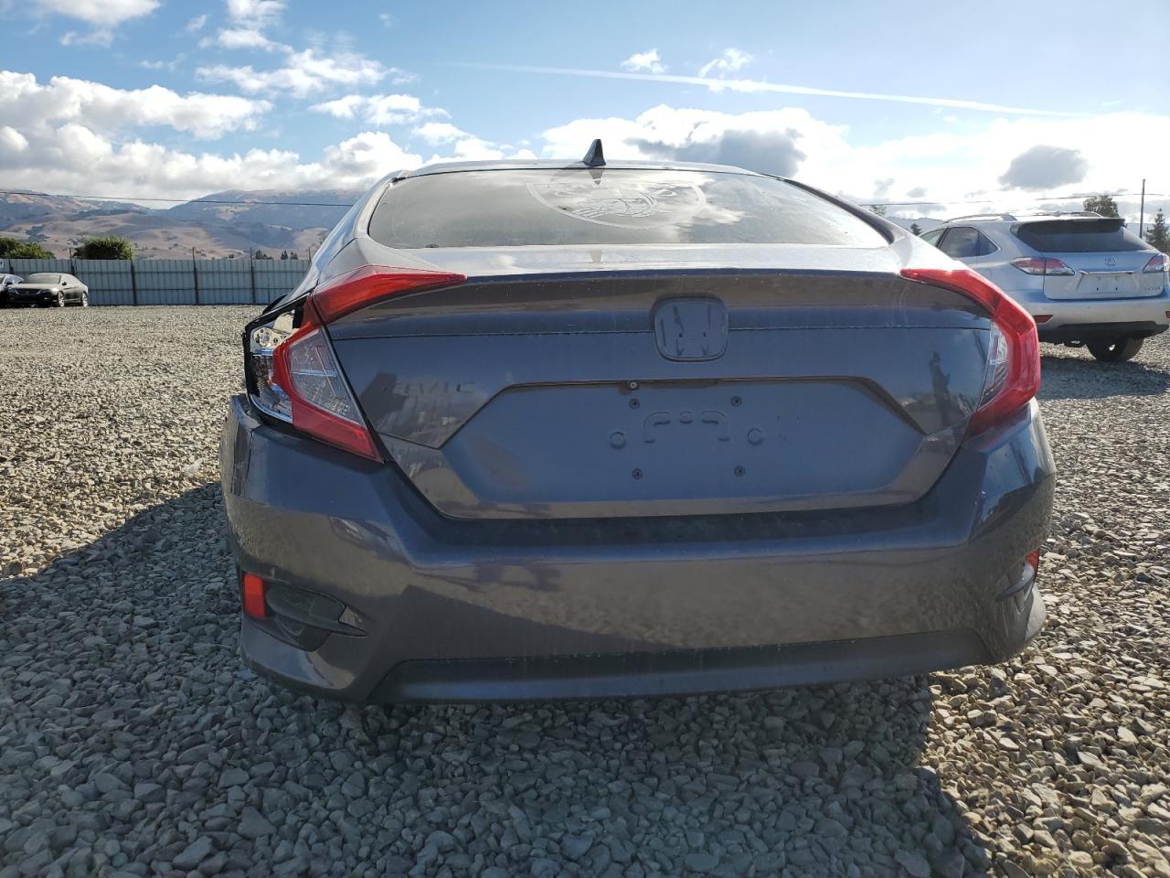 2018 Honda Civic Ex - Фото 6