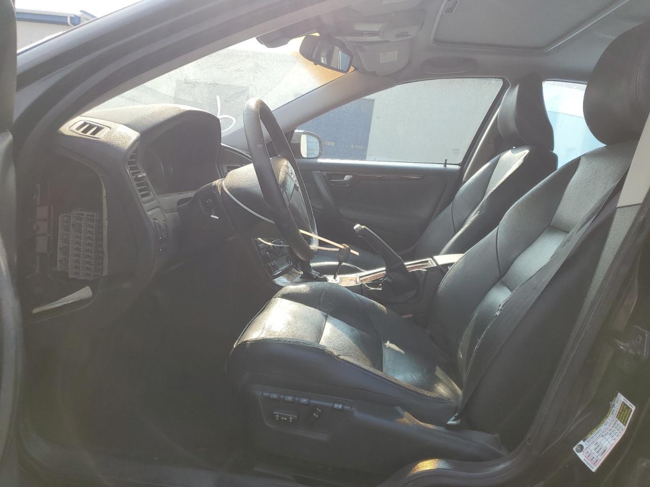 2007 Volvo S60 2.5T - Image 7