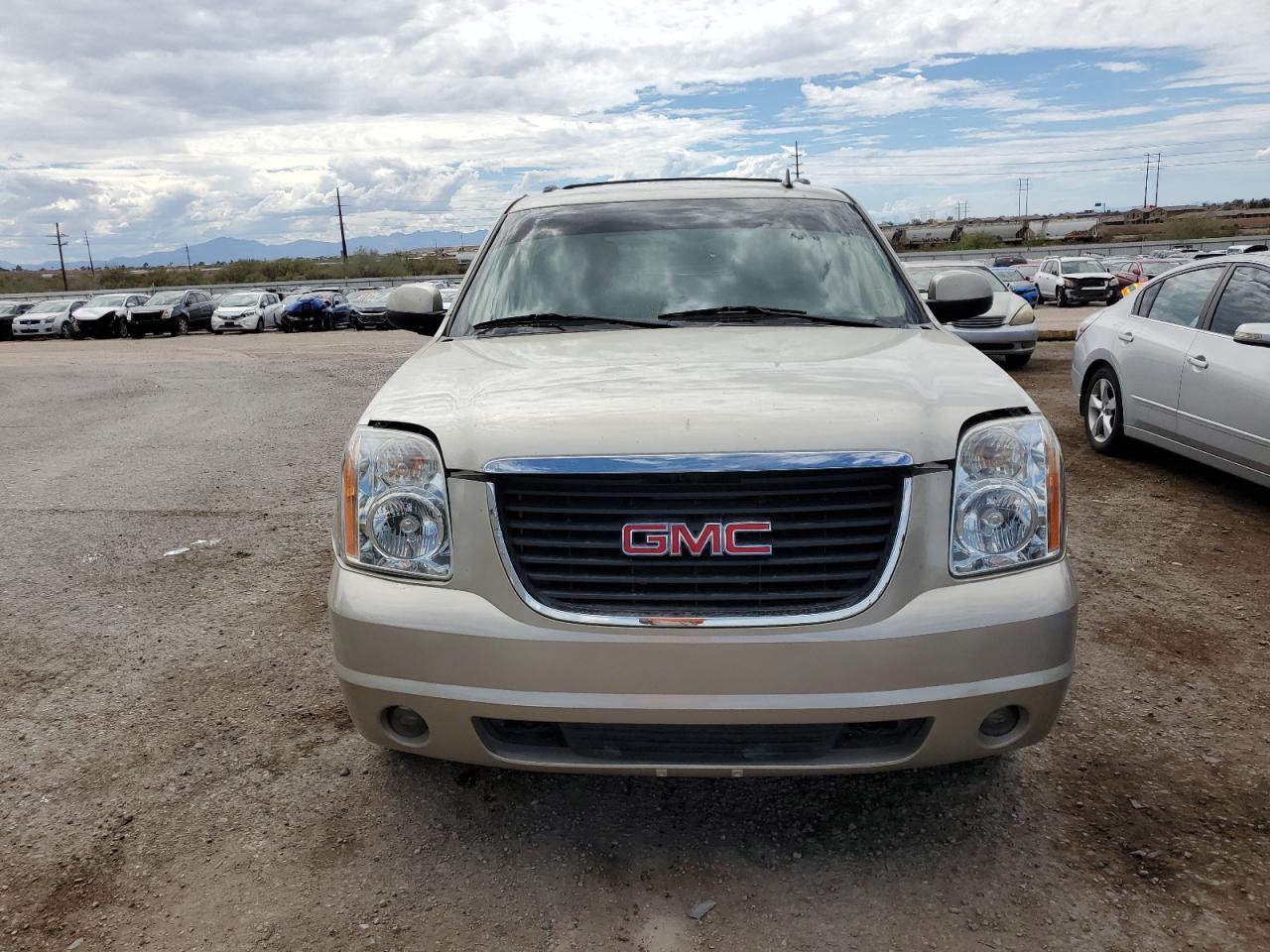 2013 GMC Yukon Sle - Image 5