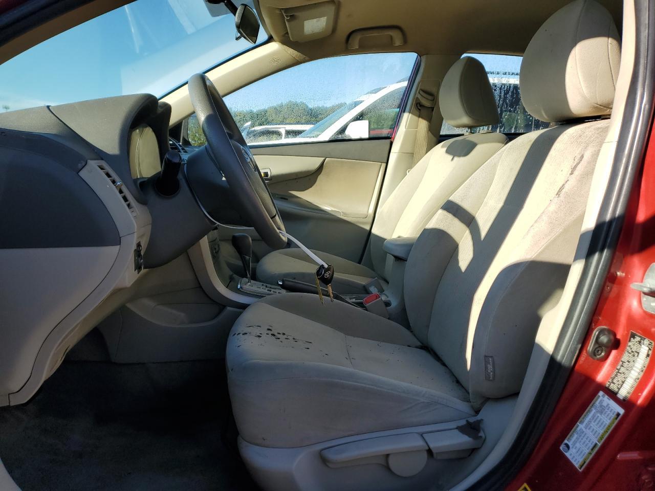 2010 Toyota Corolla Base - Фото 7