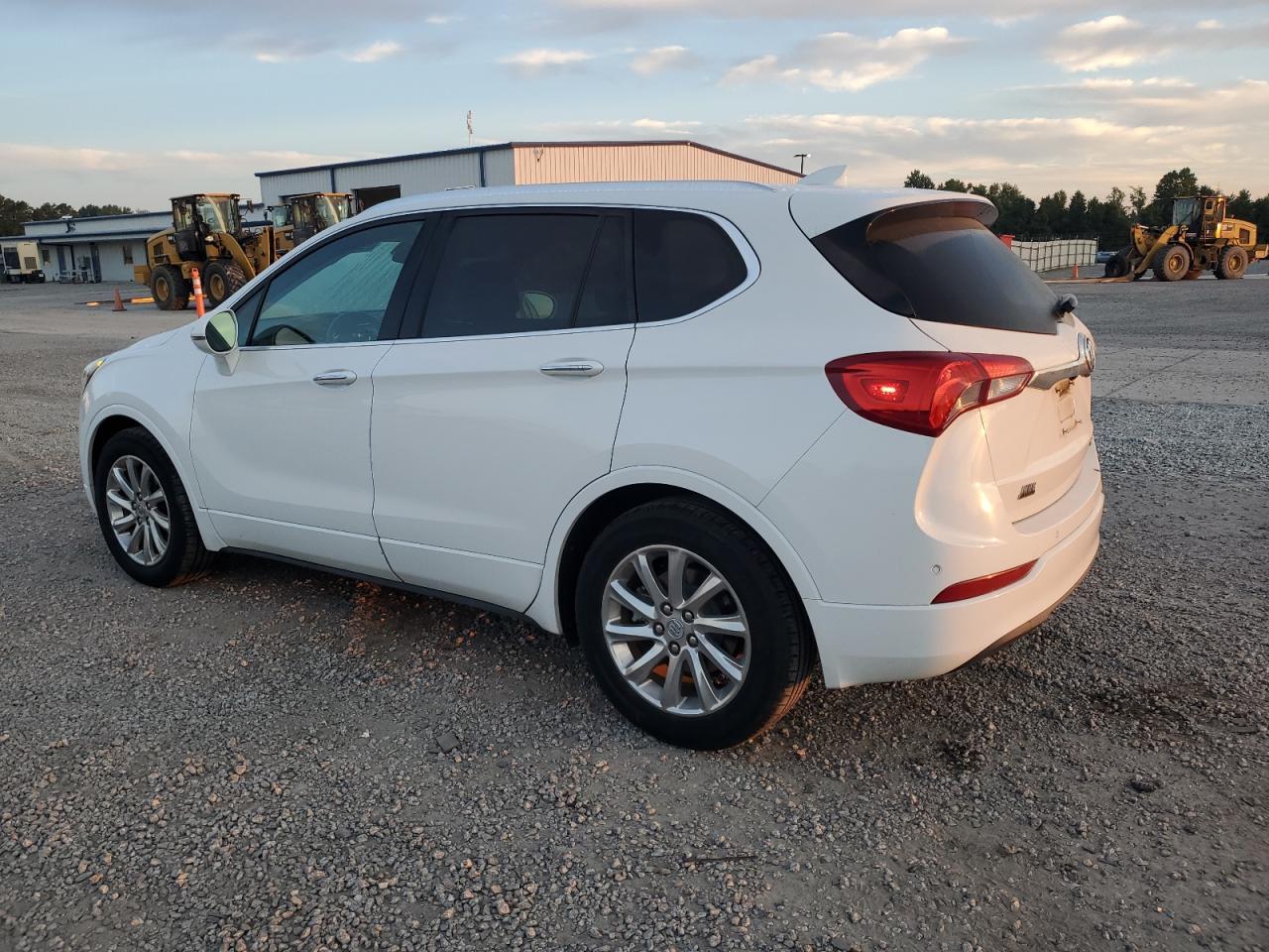 2019 Buick Envision Essence - Image 2