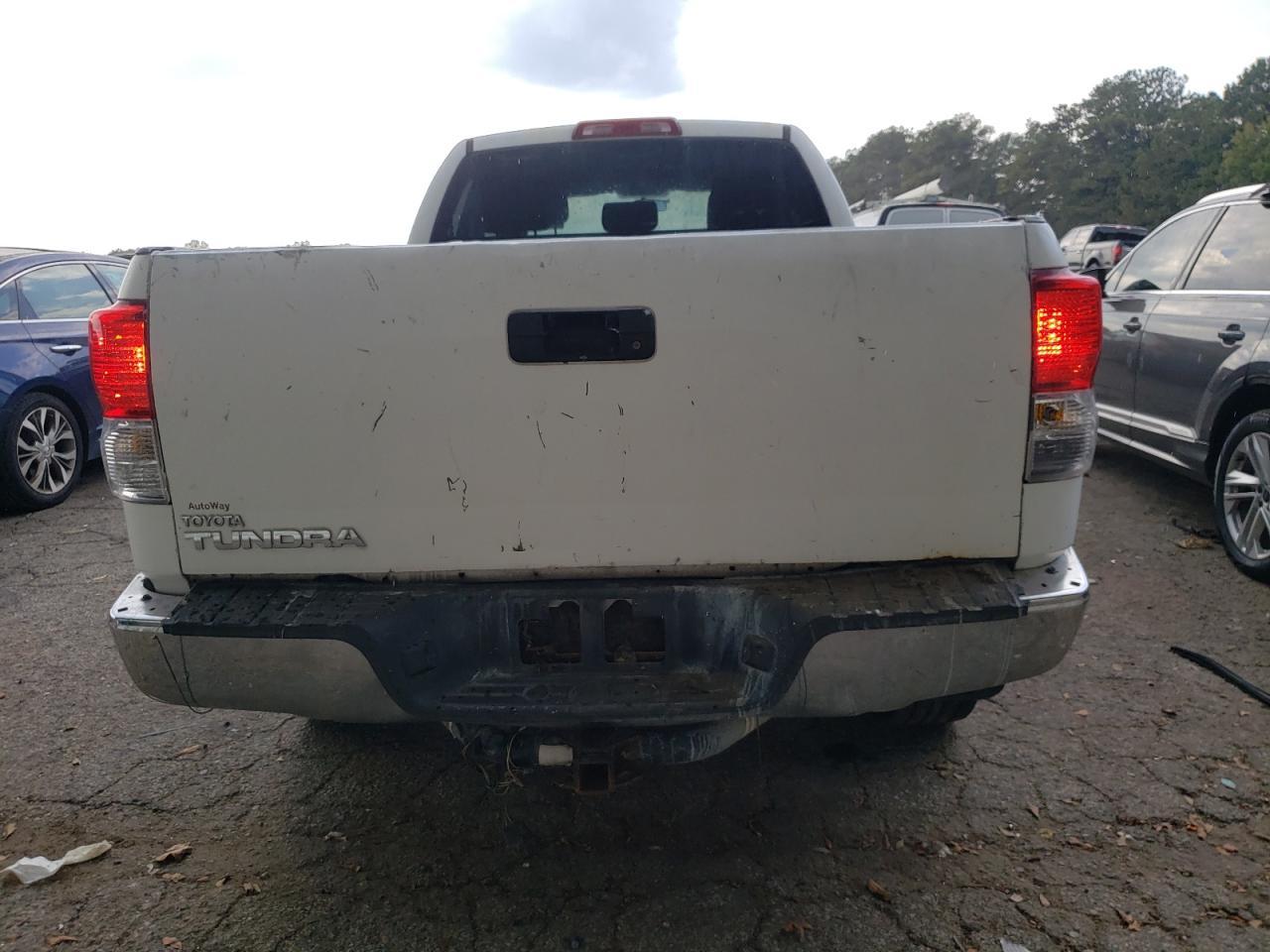 2011 Toyota Tundra Double Cab Sr5 - Image 6