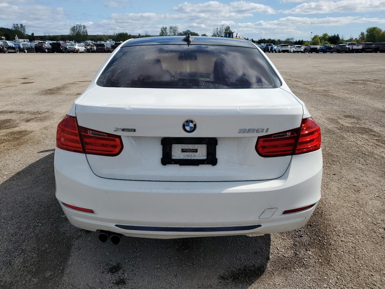 2014 BMW 328 Xi - Фото 6