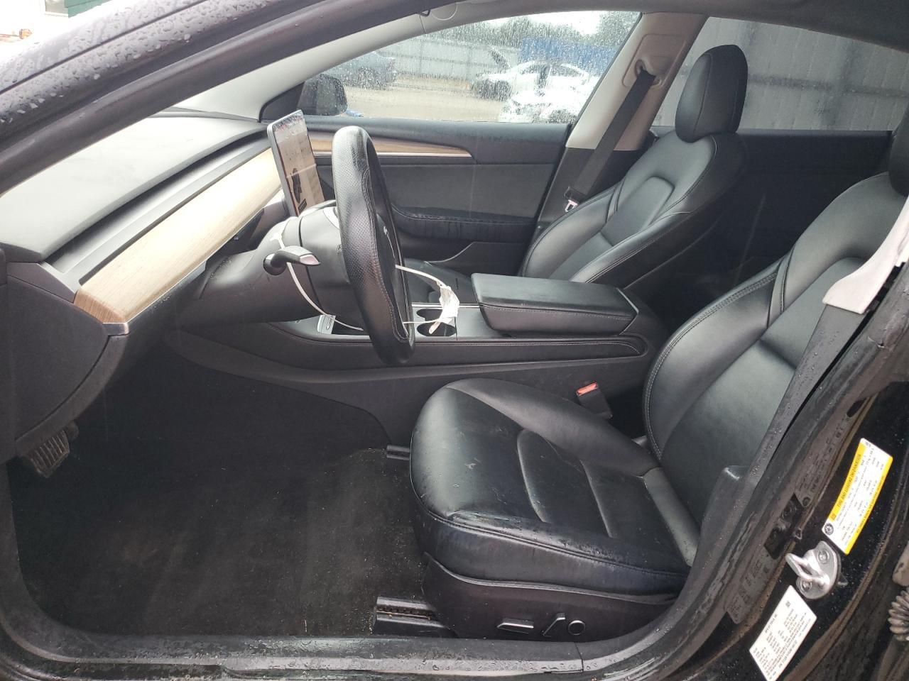 2022 Tesla Model 3 - Фото 7