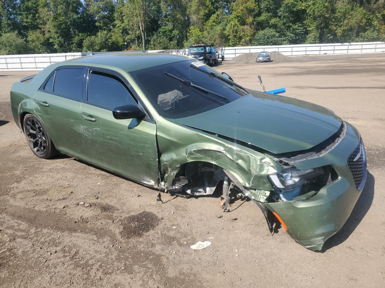 2018 Chrysler 300 Touring - Фото 4