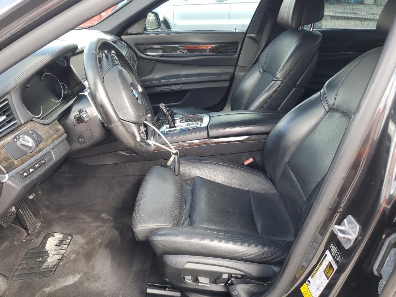 2015 BMW 740 I - Image 7