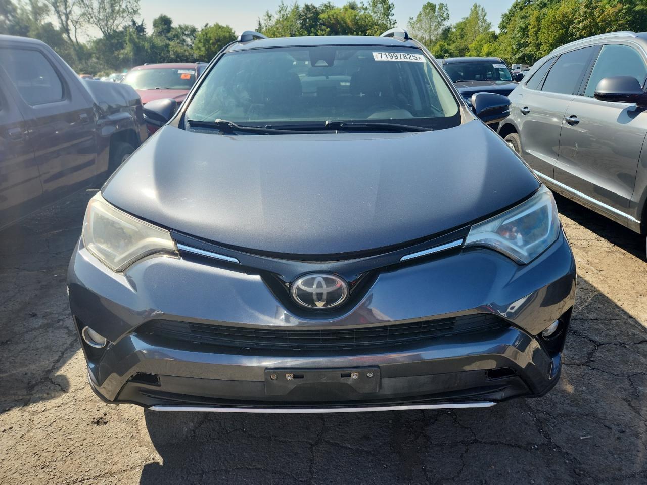 2017 Toyota Rav4 Xle - Image 5