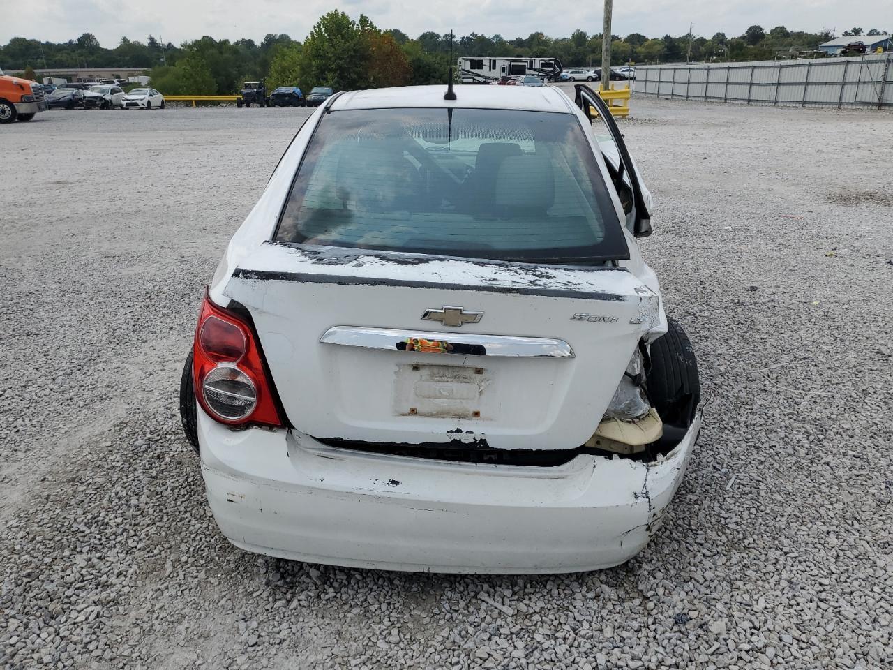 2012 Chevrolet Sonic Lt - Image 6