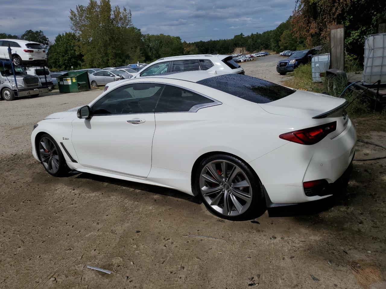 2018 Infiniti Q60 Red Sport 400 - Фото 2
