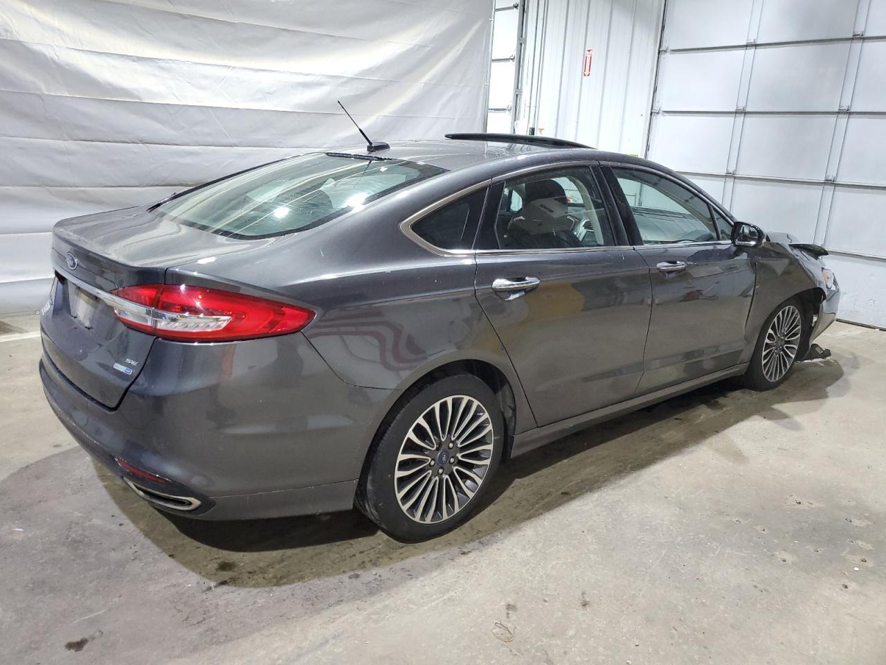 2017 Ford Fusion Se - Фото 3
