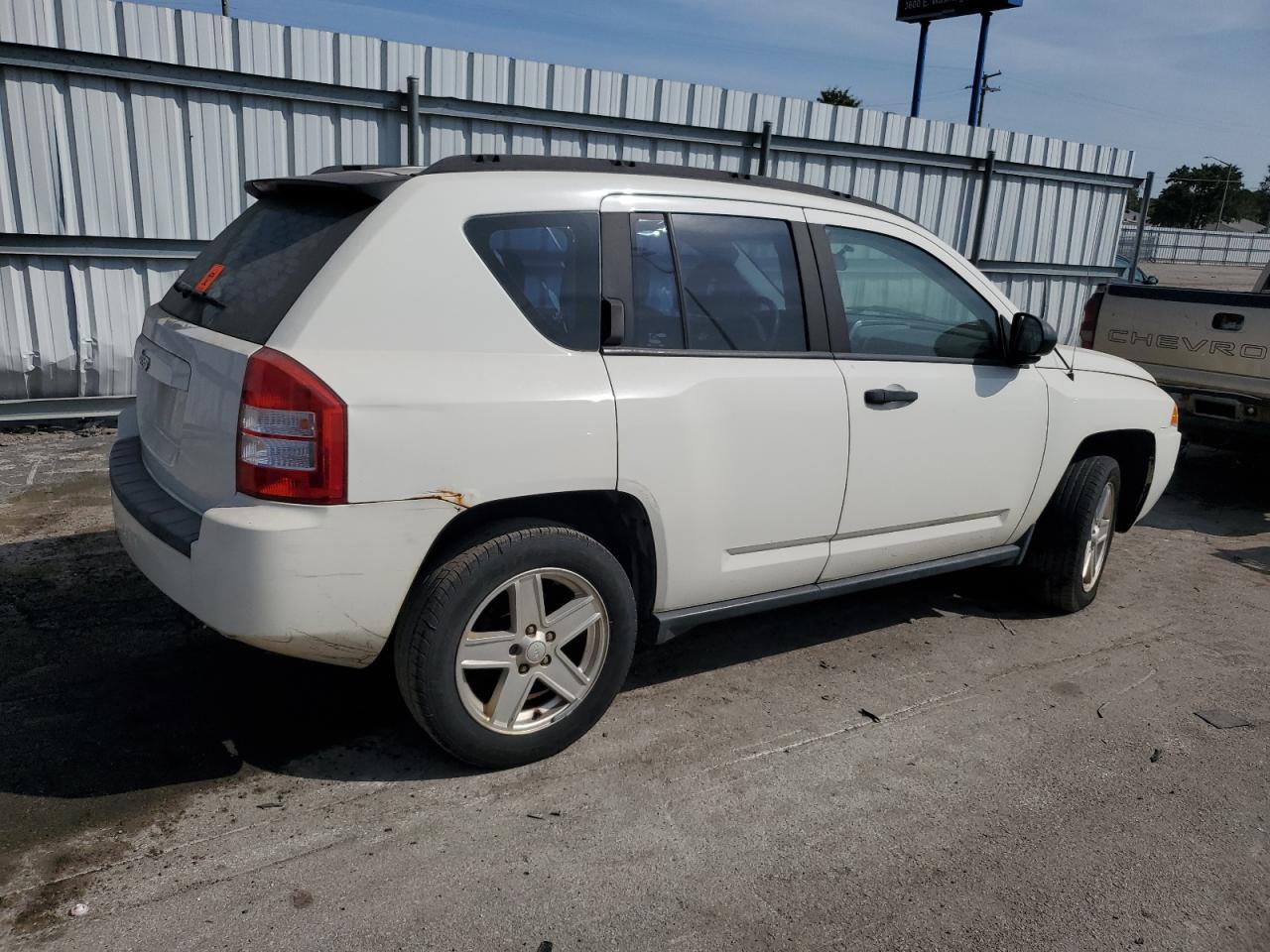 2007 Jeep Compass - Image 3