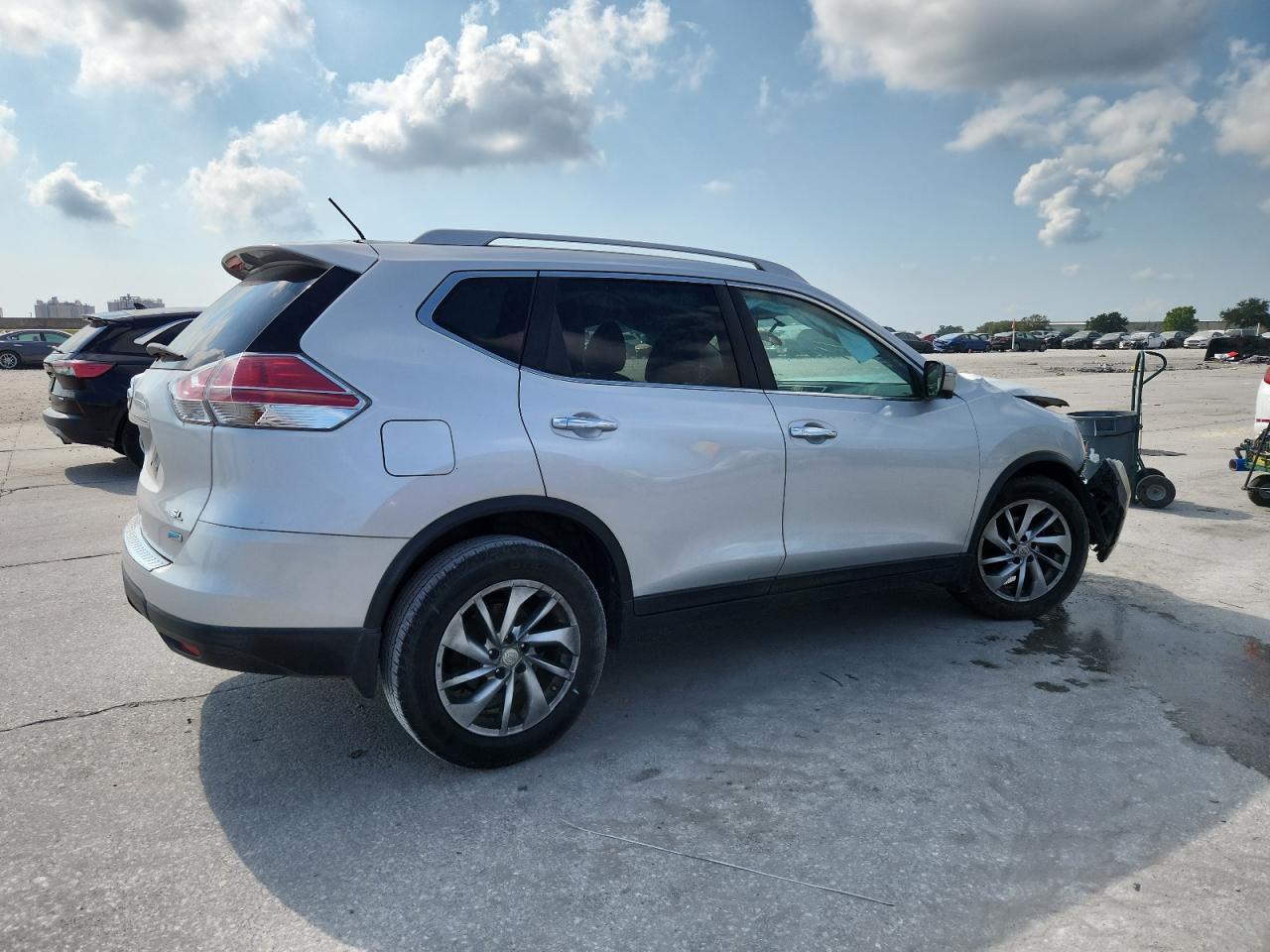 2014 Nissan Rogue S - Фото 3