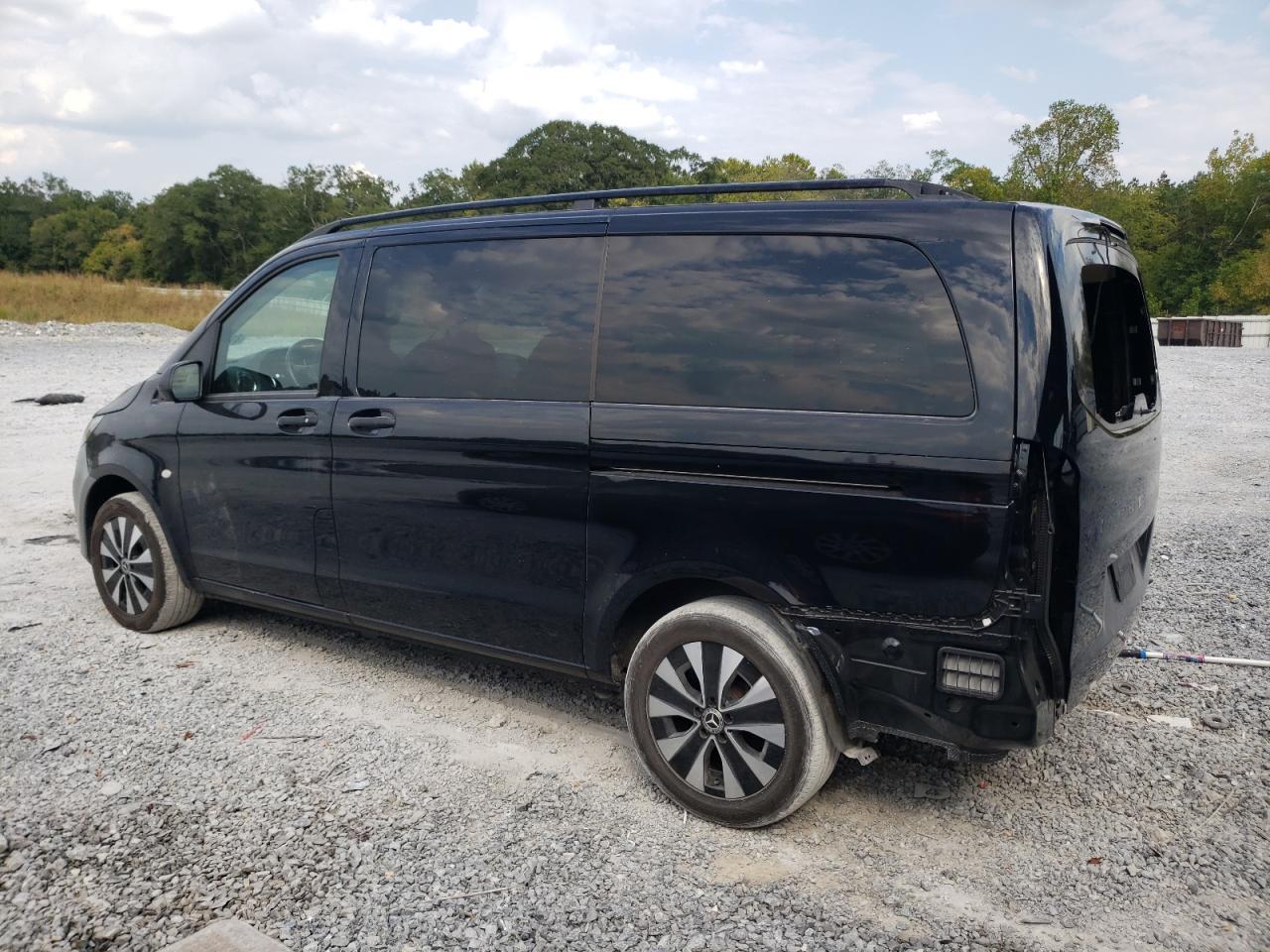 2021 Mercedes-Benz Metris - Фото 2