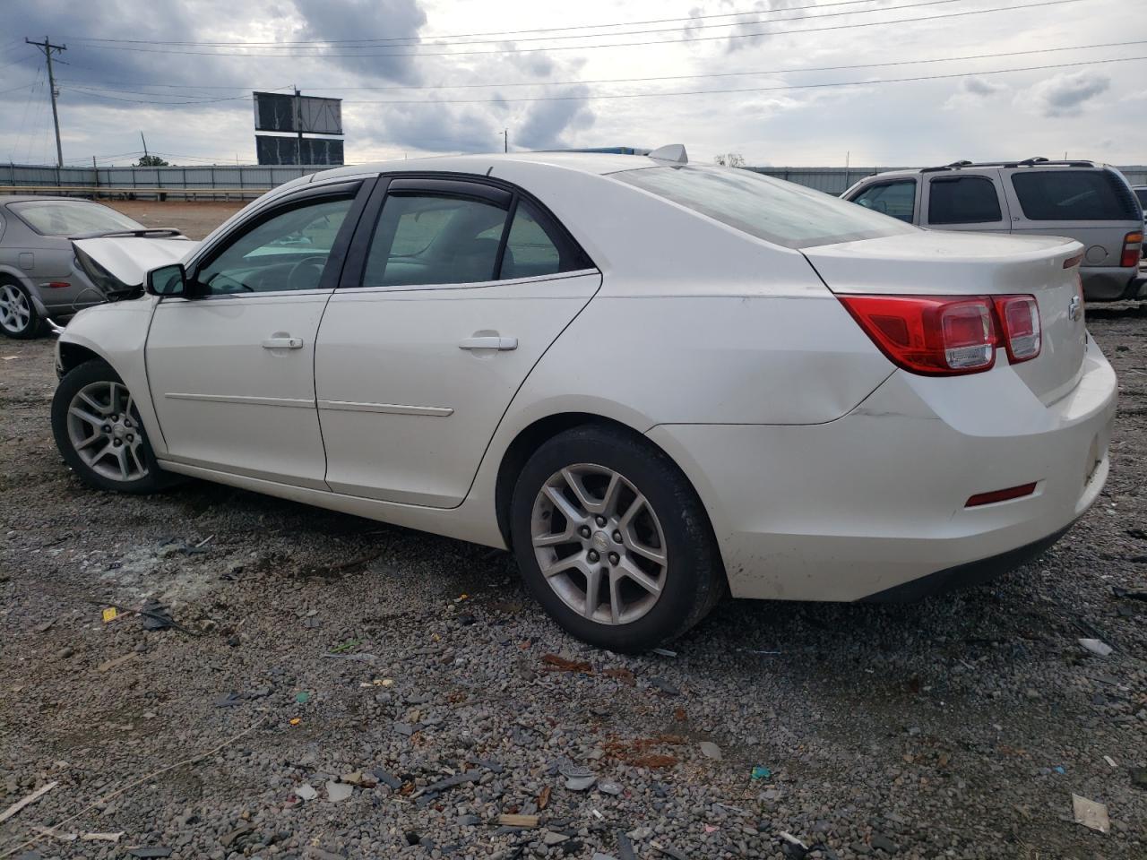 2014 Chevrolet Malibu 1Lt - Image 2