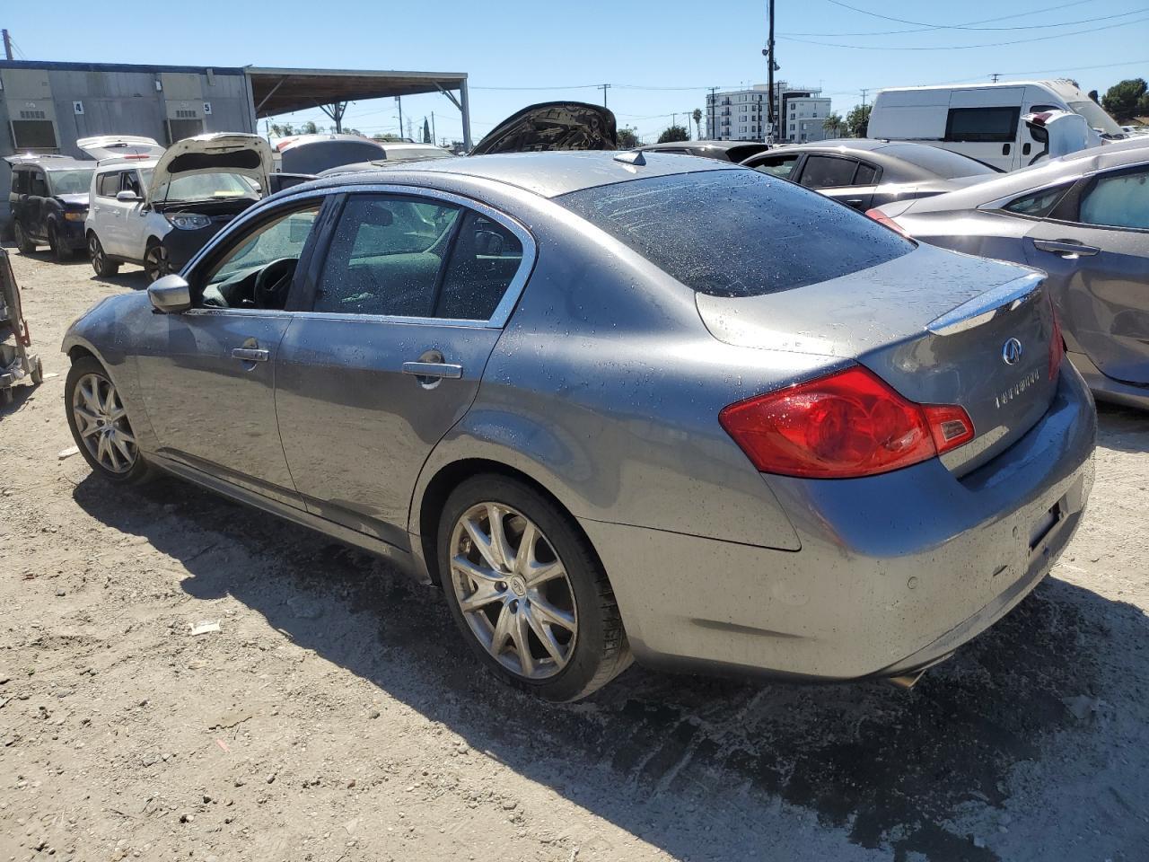 2010 Infiniti G37 Base - Image 2