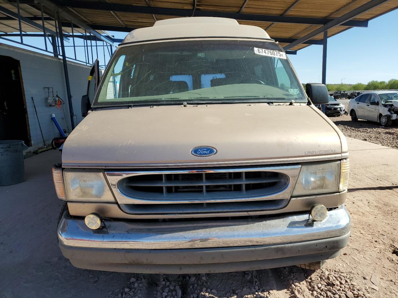 1997 Ford Econoline E150 Van - Фото 5