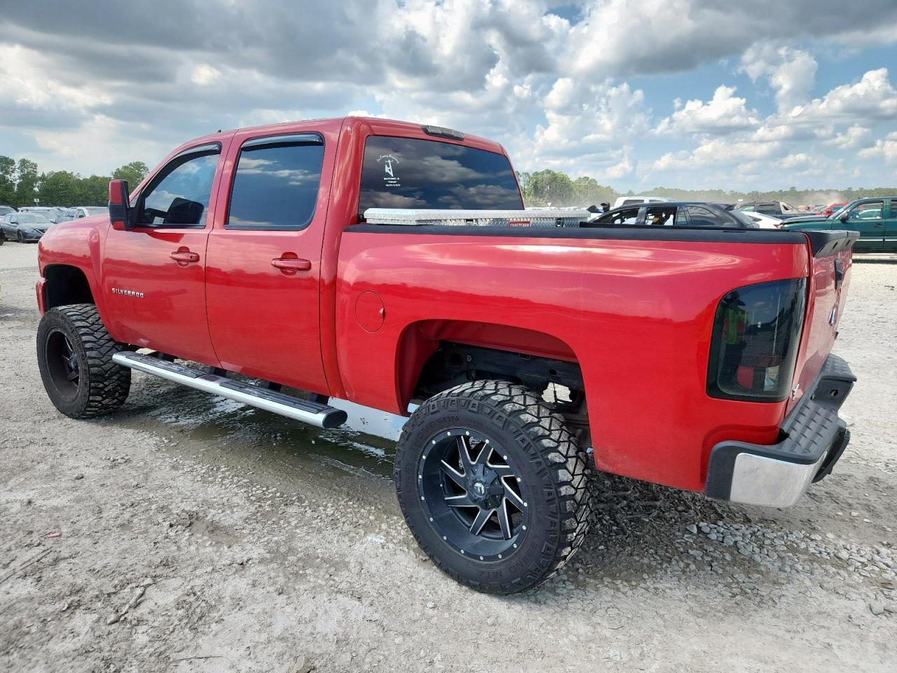 2011 Chevrolet Silverado K1500 Lt - Image 2