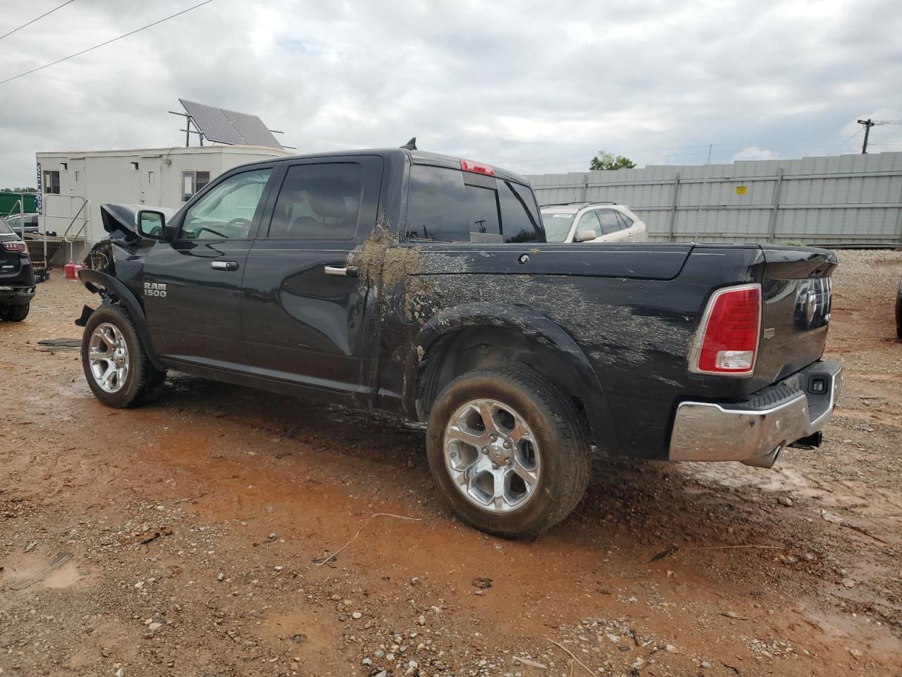 2018 Ram 1500 Laramie - Фото 2