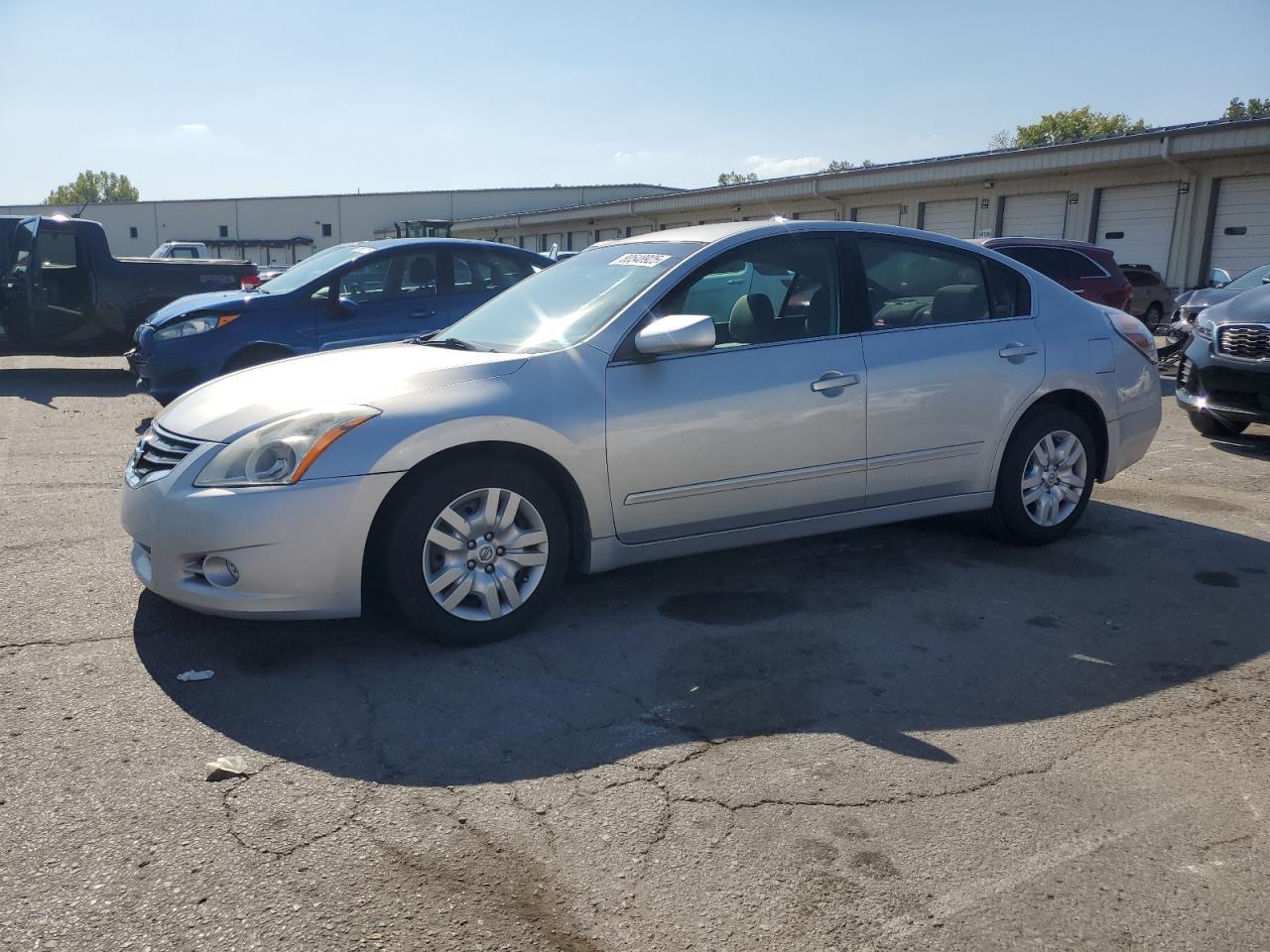 2010 Nissan Altima Base